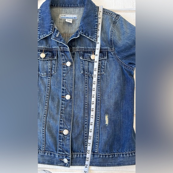 Old Navy Maternity Jean Jacket Distressed Size‎ Large - Picture 9 of 9